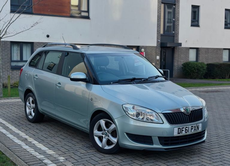 Automatic DSG, Skoda, FABIA, Estate, 2012, Semi-Auto, 1197 (cc), 5 doors