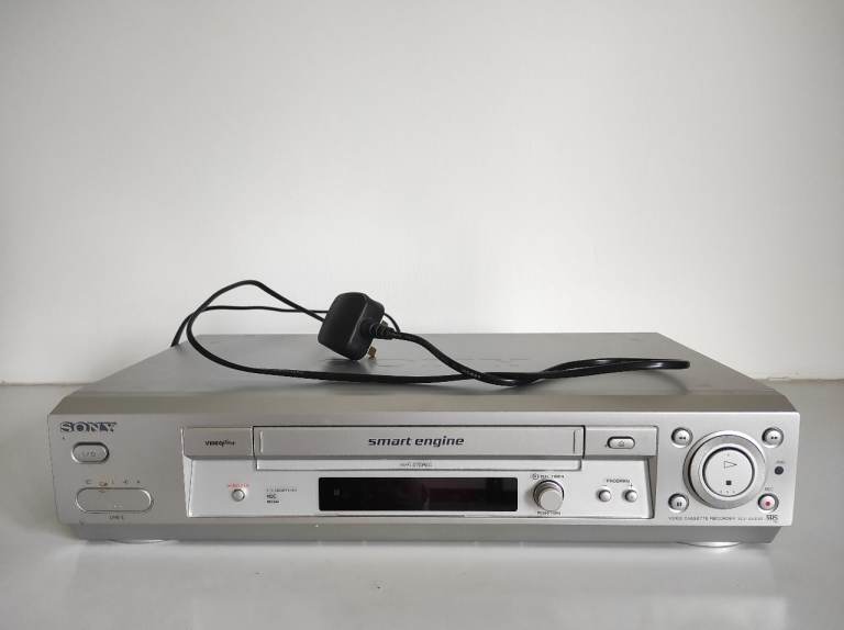 Sony VHS Video Cassette Recorder SLV-SE830