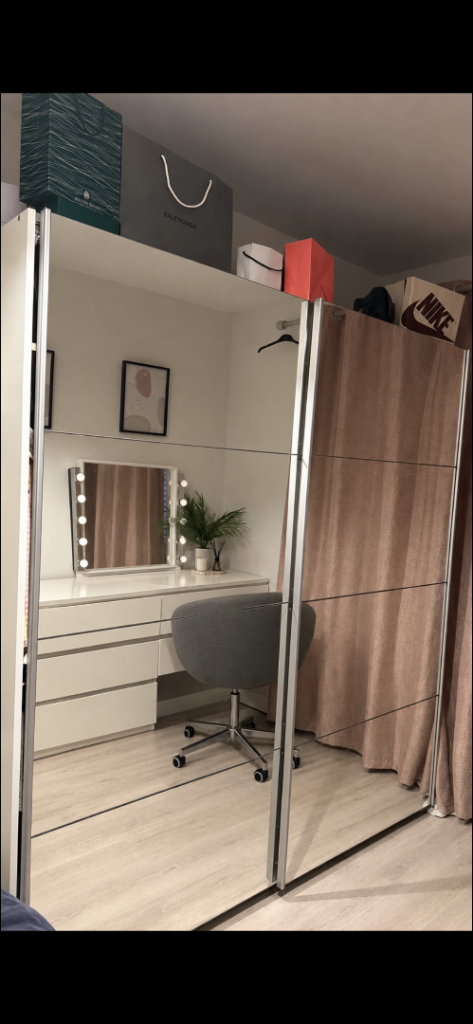 Mirrored sliderobe wardrobes 