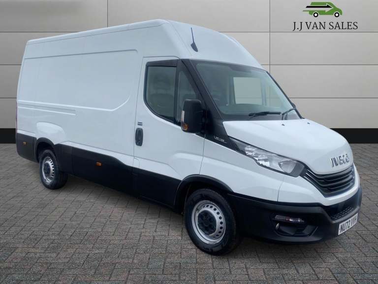 2022 Iveco Daily 2.3 High Roof Van 3520 WB PANEL VAN DIESEL Manual