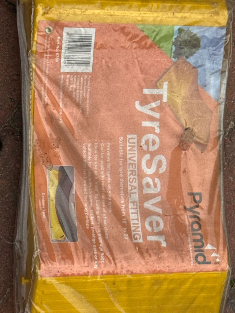 Tyre saver for motorhome campervan caravan