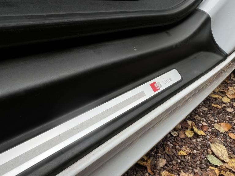 AUDI TT 2.0 TDI Black Edition 2013