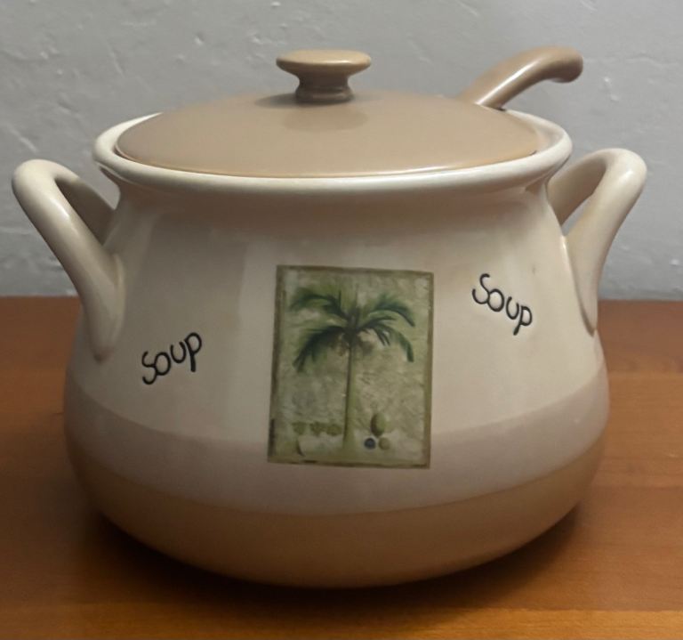 Ceramic Soup Tureen with Lid & Ladle Notch – Palm Tree Motif, Stone Glazed