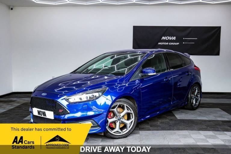 2015 Ford Focus 2.0T EcoBoost ST-3 Hatchback 5dr Petrol Manual Euro 6 (s/s) (250 ps) Hatchback Pe...