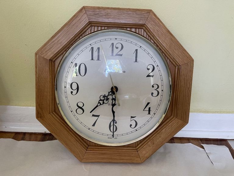 Octagonal Wooden Quartz Wall Clock - Made in USA L– Great Condition