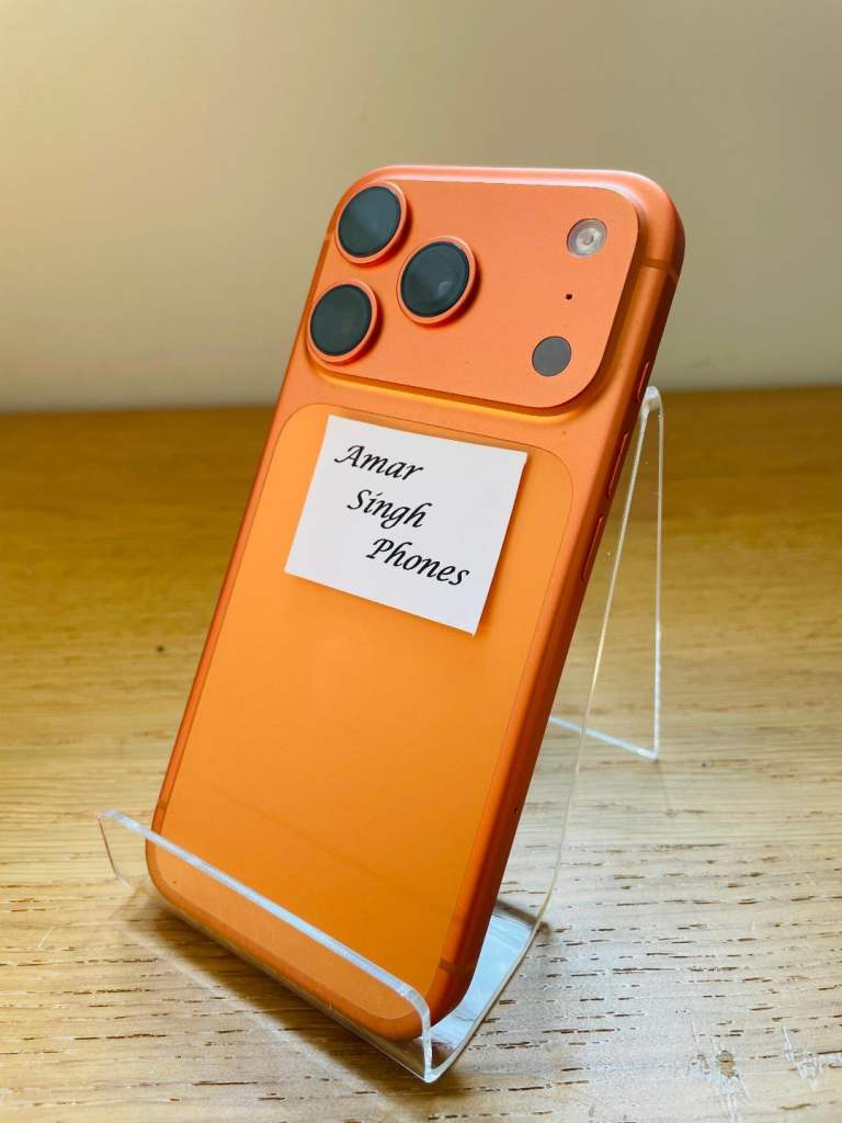 Iphone 17 pro, Orange, 100% Battery! (C935)