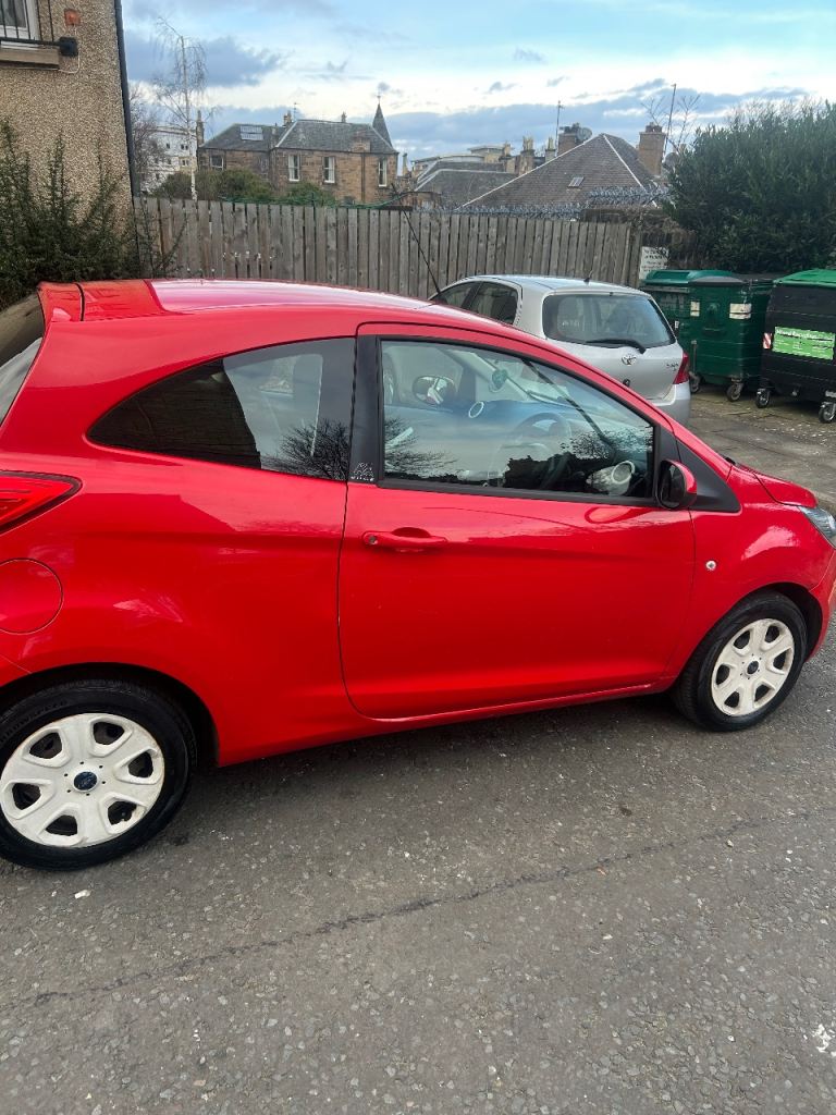 Ford, KA, Hatchback, 2013, Manual, 1242 (cc), 3 doors