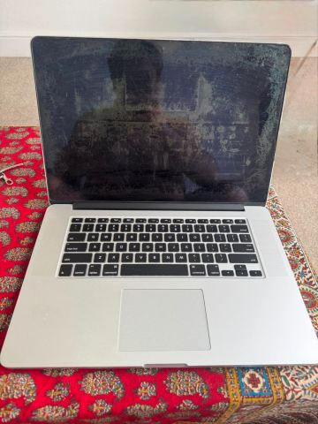 Apple MacBook Pro 15-inch Retina Late 2013 Intel Core I7, 8GB RAM