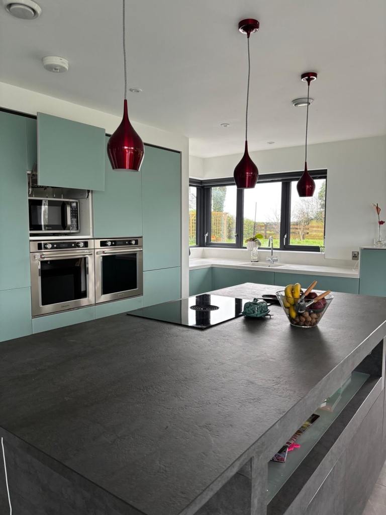 Kitchen - in great condition 