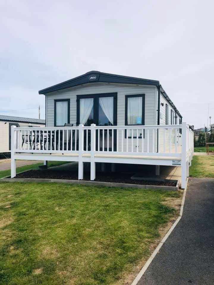 2018 2 BED ABI AMBLESIDE STATIC CARAVAN SITED AT HAVEN CAISTER ON SEA, NORFOLK