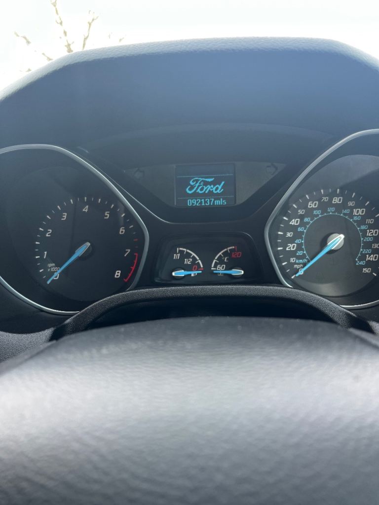 Ford, FOCUS, Hatchback, 2012, Manual, 998 (cc), 5 doors