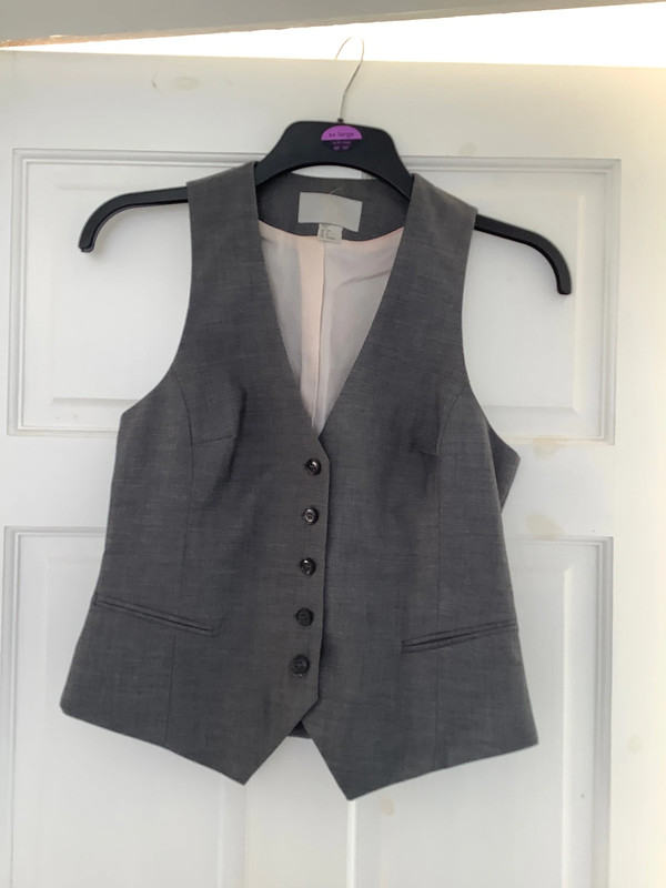 H & M Ladies Waistcoat Size 8