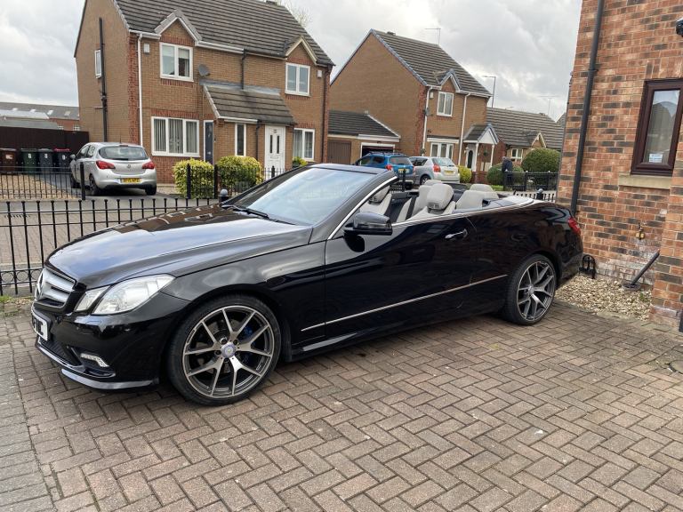 Private Reg KP15HAW 
