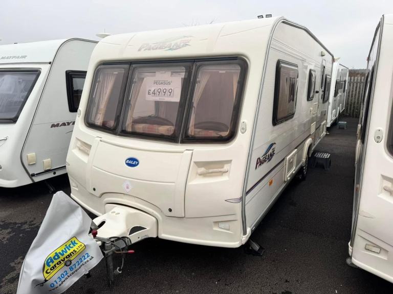 Bailey Pageant Vendee 4 Berth Single Axle Rear Bed Mid Bathroom