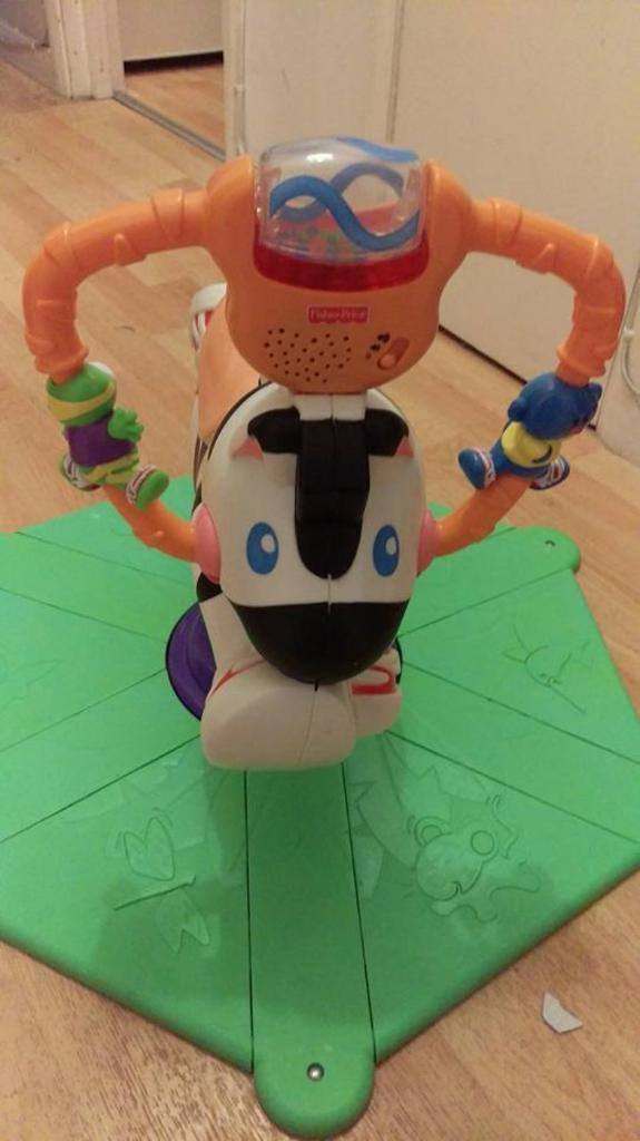 Fisher Price Bounce & Spin Zebra