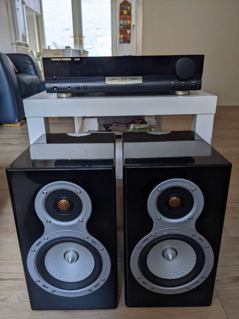 Gold Signature GS10 Monitor Audio Speakers + Amplifier