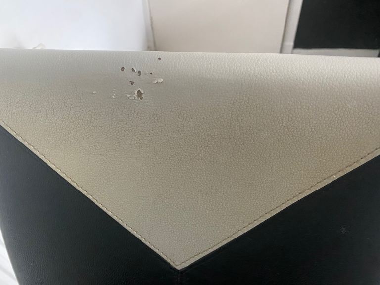 Extended Dinning Table and 4 Chairs!! 