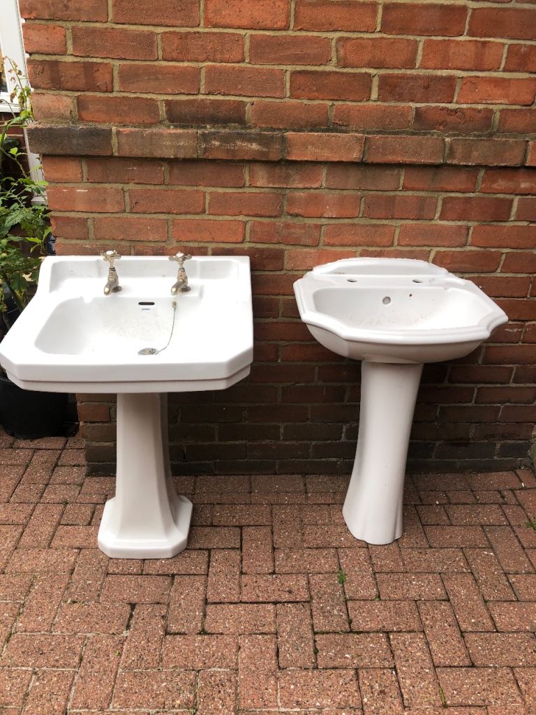 Basin and Pedestal | in Gateshead, Tyne and Wear | Gumtree