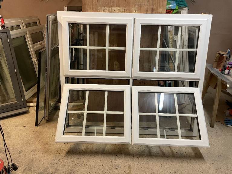 H 137.5 x W 162.5 cm GOOD CONDITION GEORGIAN UPVC DOUBLE GLAZED WINDOW - 3 YEARS OLD (REF: MJ222)