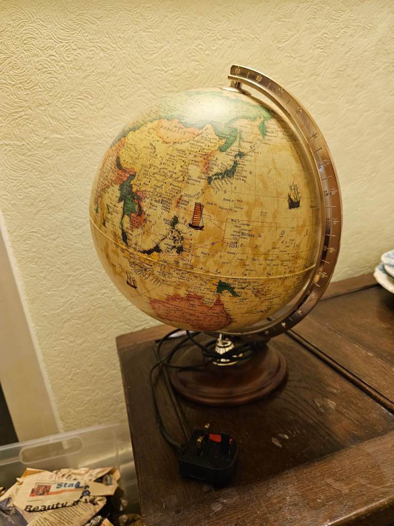 Globe 