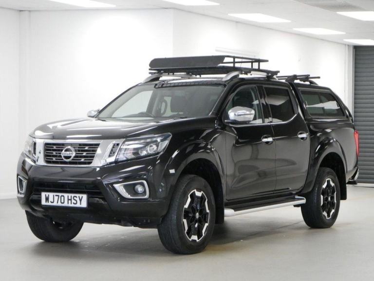 70 NISSAN NAVARA 2.3 DCI 190 BHP TEKNA 4WD AUTOMATIC CANOPY ( NO VAT )