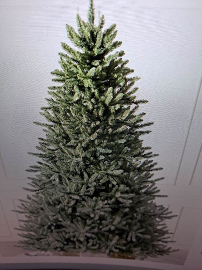 7 ft Christmas Tree