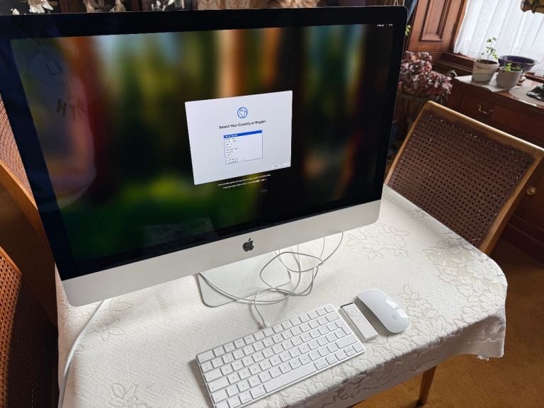 Apple iMac 27" Retina 5K 2019 – 16GB RAM, 1TB Fusion – Keyboard & Mouse – Boxed