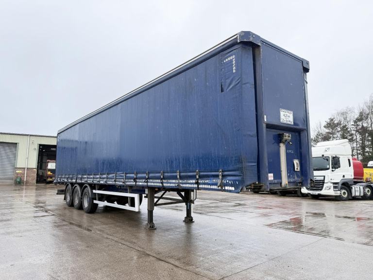 2013 SDC CURTAIN SIDER 