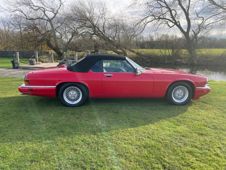JAGUAR XJS CONVERTIBLE 5.3 V12 RARE IMPORTED RHD AUTO * ONLY 31000 MILES
