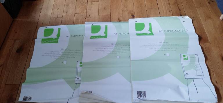 3 large A1 flipcharts