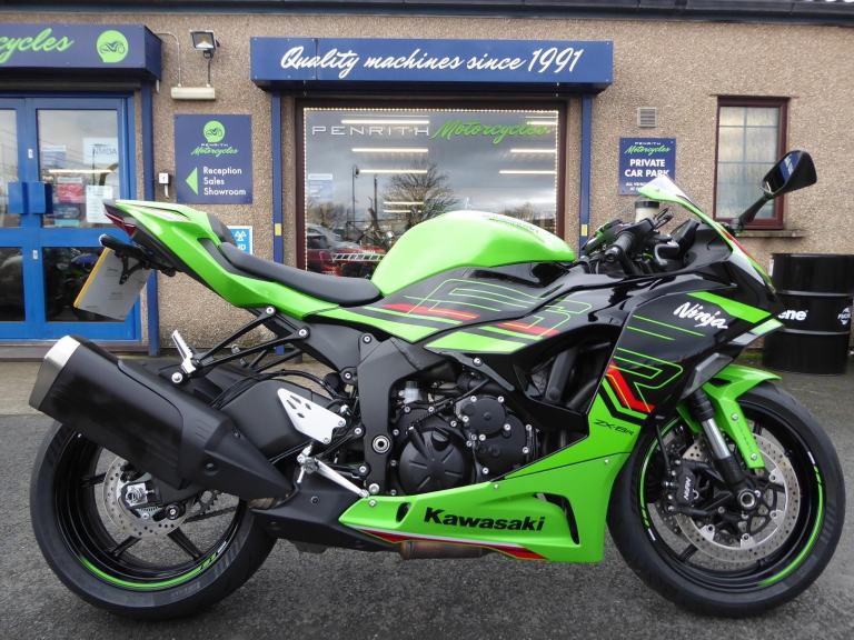 Kawasaki ZX6 R - 2023 - 402 Miles at Penrith Motorcycles 