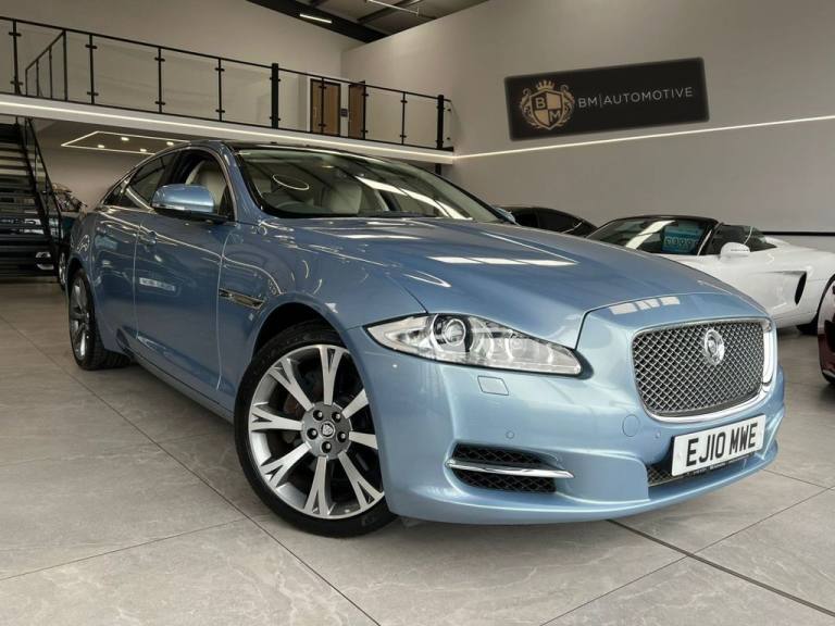 2010 Jaguar XJ 3.0d V6 Portfolio Saloon 4dr Diesel Auto Euro 5 (275 ps) Saloon Diesel Automatic