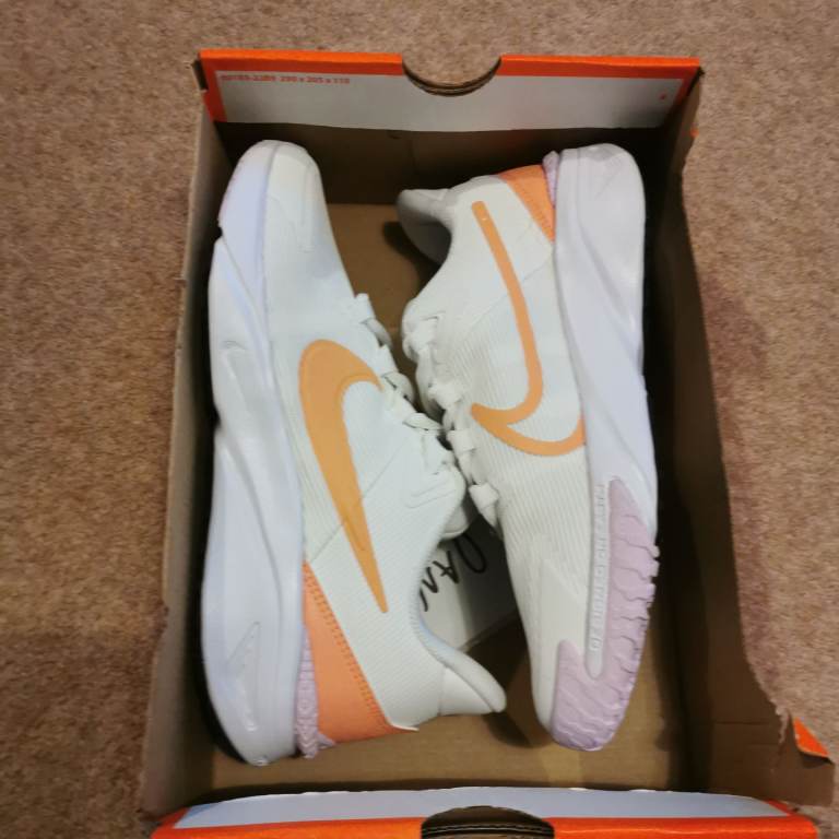Nike star runner 4 trainers uk 5.5 gs 
