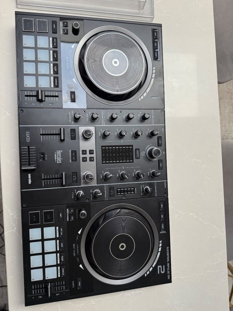 Hercules Inpulse 500 DJ Mixer