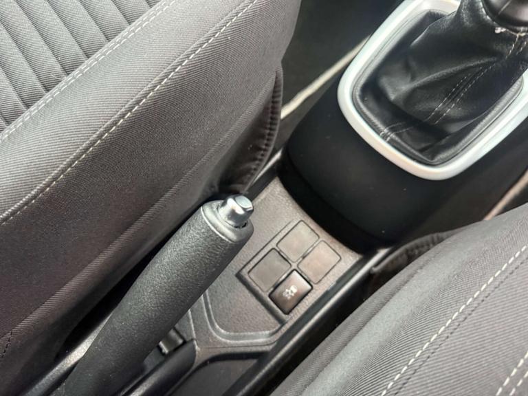 2017 Toyota Yaris 1.5 VVT-i Icon 5dr HATCHBACK PETROL Manual