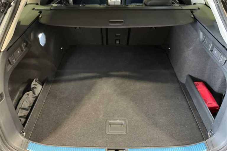 2025 Volkswagen Passat 1.5 eTSI Elegance 5dr DSG ESTATE PETROL Automatic