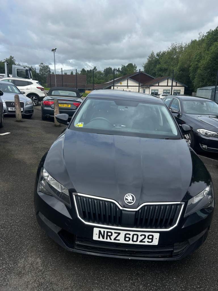 Skoda, SUPERB, Hatchback, 2018, Manual, 1598 (cc), 5 doors