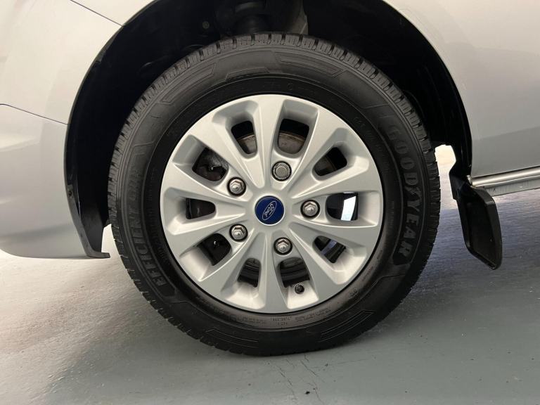 2022 Ford Transit Custom 2.0 EcoBlue 130ps Low Roof D/Cab Limited Van PANEL VAN DIESEL Manual