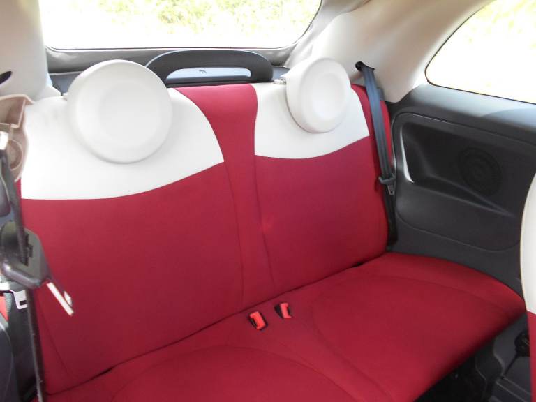 FIAT 500 POPULAR CONVERTIBLE STUNNING RED 2010 £35 ROAD TAX BARGAIN ONLY £2295 *LOOK* PX/DELIVERY