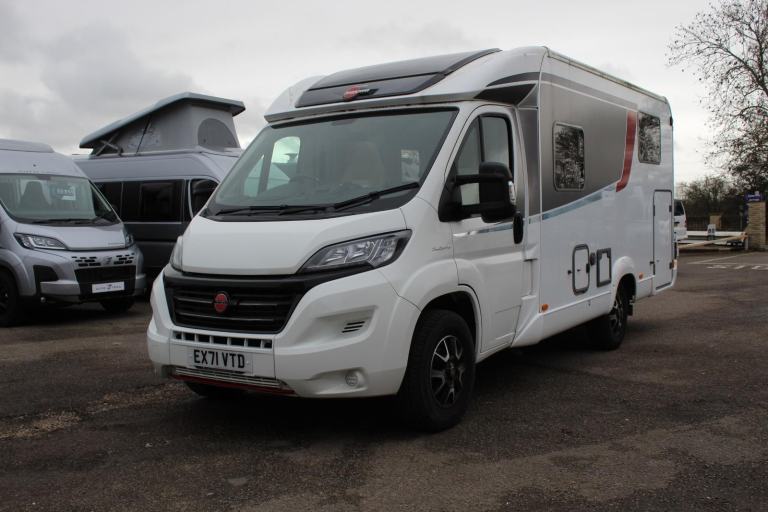 Burstner Travel Van T620 G SELF LEVELLING  DIESEL MANUAL 2021/71