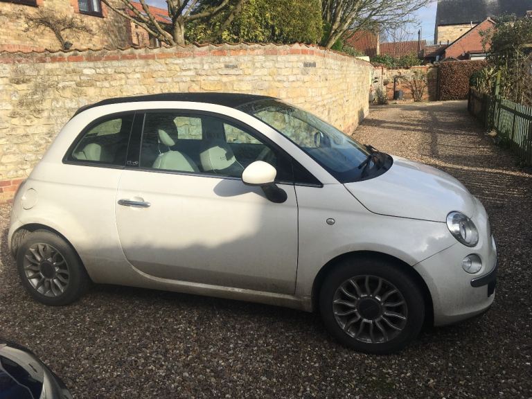 Fiat 500 convertible 2013. 