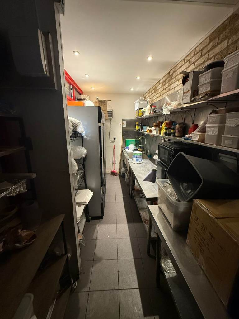 Kitchen for rent - ALREADY set up 