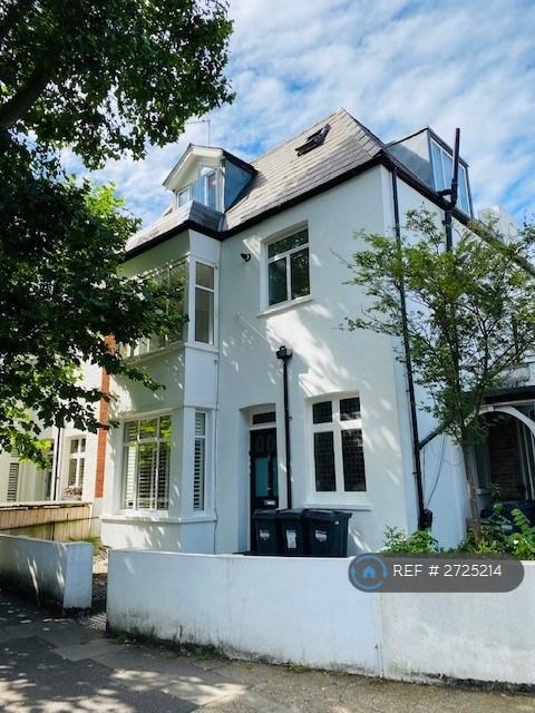 2 bedroom flat in Fauconberg Road, London, W4 (2 bed) (#2725214)