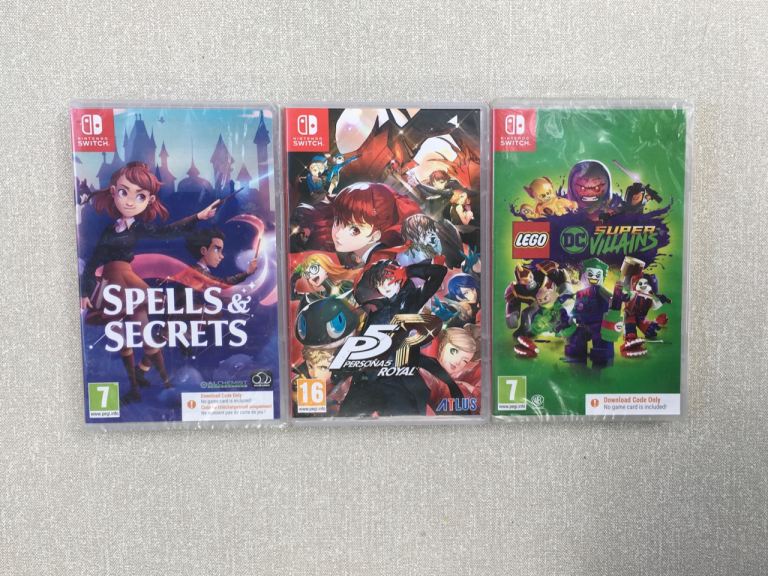 Nintendo Switch games bundle, Persona 5 Royal VGC