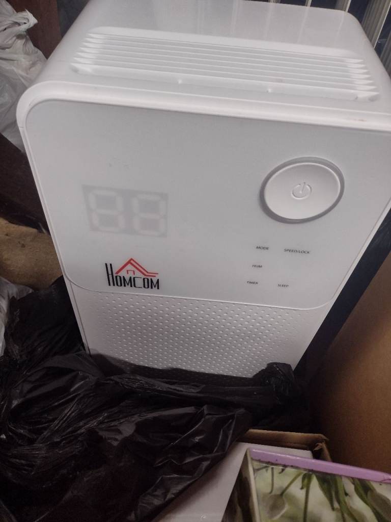 Dehumidifier 