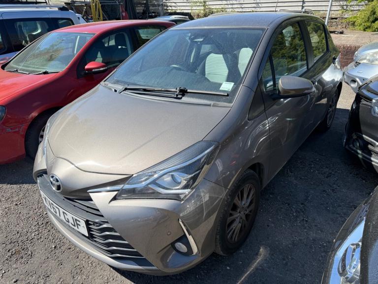 2017 Toyota Yaris 1.5 VVT-i Icon Tech 5dr HATCHBACK Petrol Manual