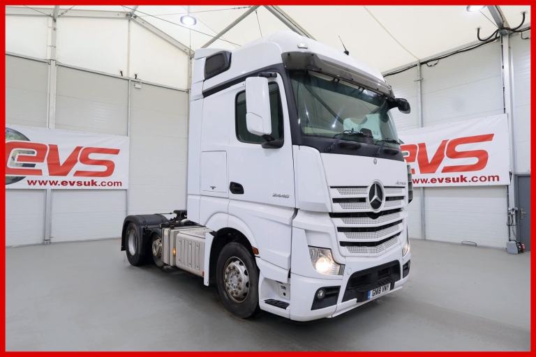2018 (18 PLATE) Mercedes Benz ACTROS 2446 6x2 Euro 6 Tractor Units