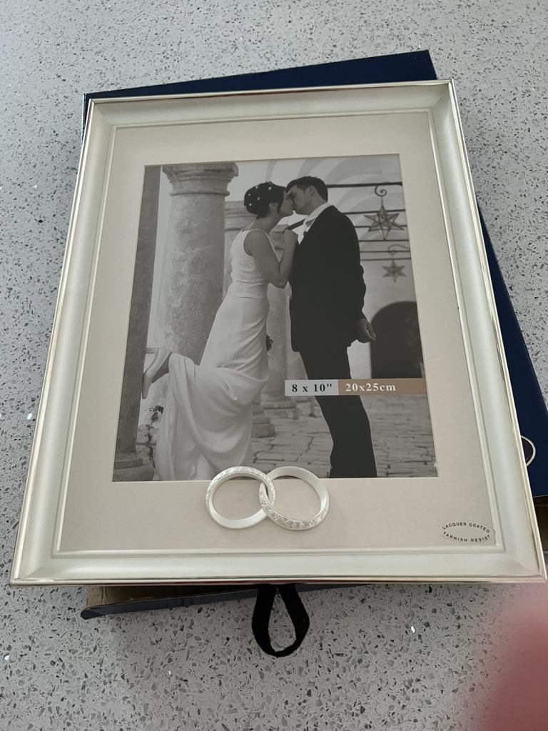 Juliana Collection large Wedding photo frame 