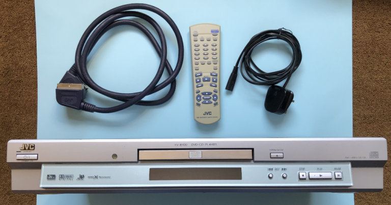 JVC DVD player XV-E100 SL + remote + 2x leads - preowned £20 ONO
