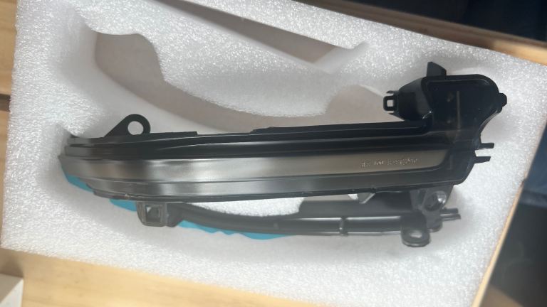 BMW smoked mirror indicator&Cap